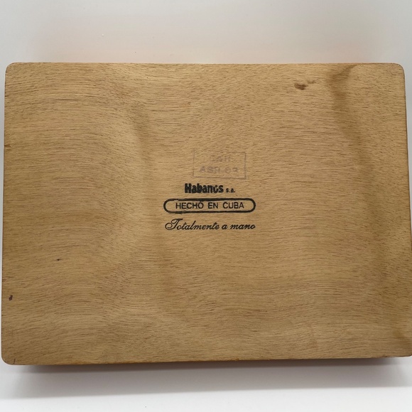 Vintage wooden empty cigar box: Cohiba brand - Picture 4 of 7